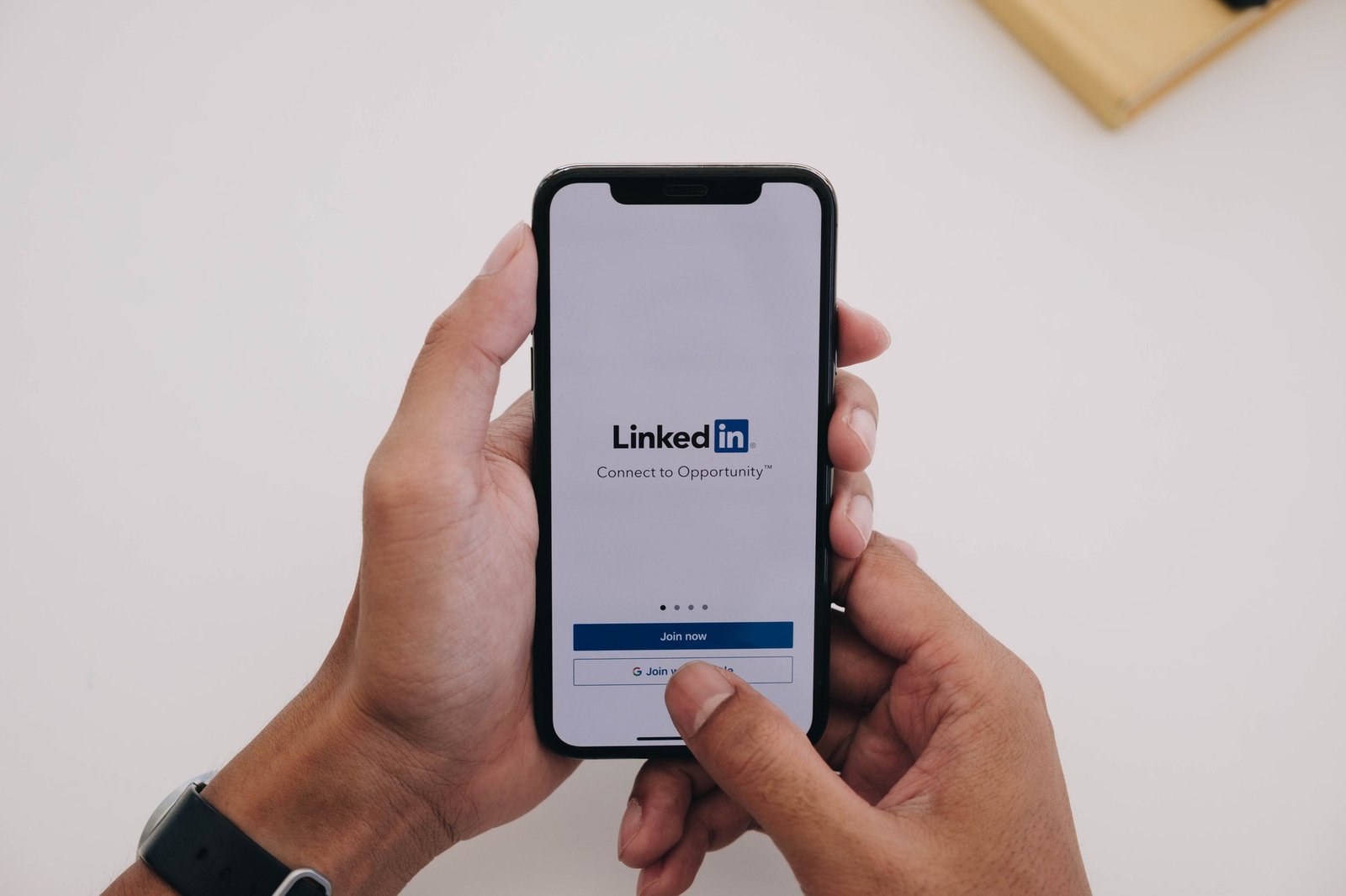 Como Construir uma Marca no LinkedIn que Atrai Recrutadores